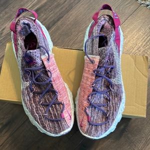 Nike Space Hippie 04